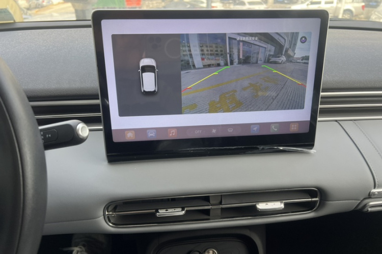 东风纳米 纳米01 2024款 焕新版 330 Air中控内饰7003