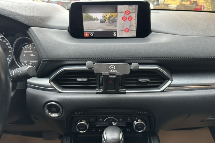 马自达CX-8 2019款 2.5L 两驱尊贵型中控内饰7007