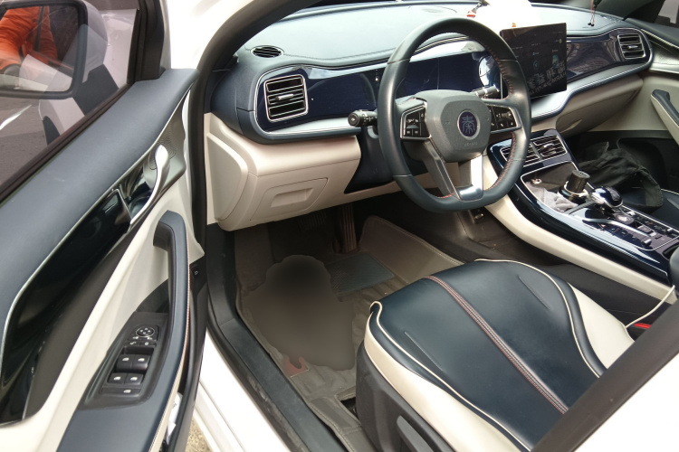 比亚迪 秦PLUS 2021款 DM-i 120KM 尊贵型中控内饰20