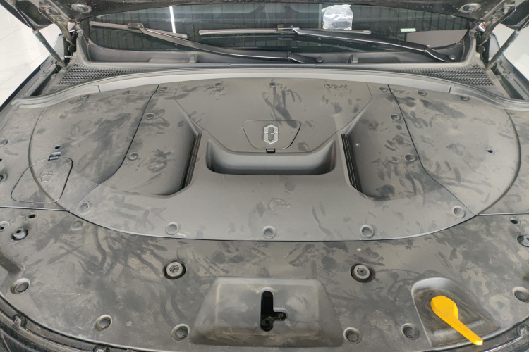 鸿蒙智行 问界M7 2024款 1.5T 后驱Plus版 6座机舱底盘24