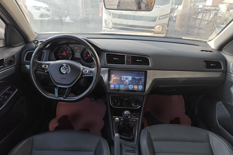 大众 朗逸 2017款 1.6L 手动舒适版中控内饰12