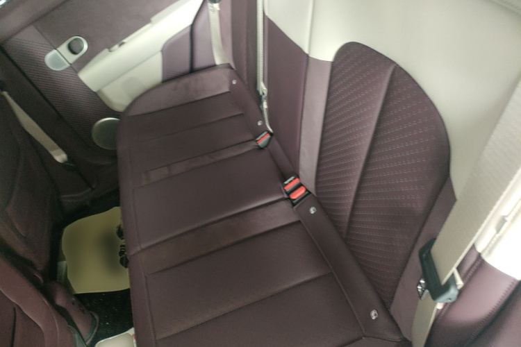 firefly萤火虫 2025款 发光版中控内饰7004