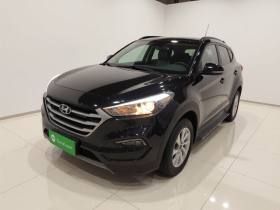 现代 途胜 2015款 1.6T 双离合两驱智能型