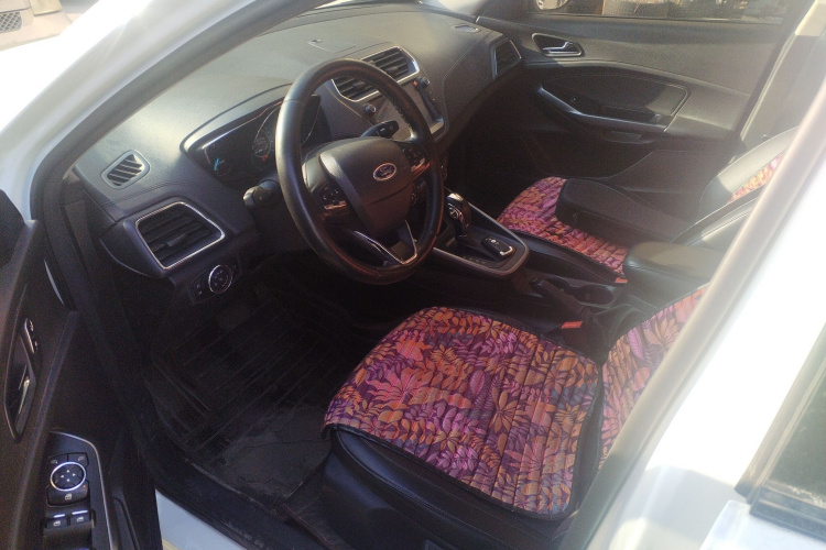 福特 福睿斯 2019款 改款 1.5L 自动悦享型 国VI局部细节19