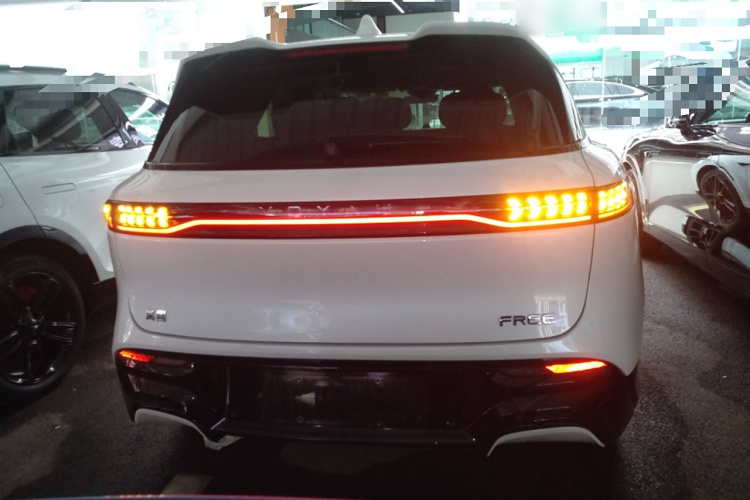 岚图汽车 岚图FREE 2025款 318 318km 后驱环游版车身外观6005