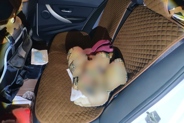 宝马3系 2016款 316i 时尚型中控内饰7004