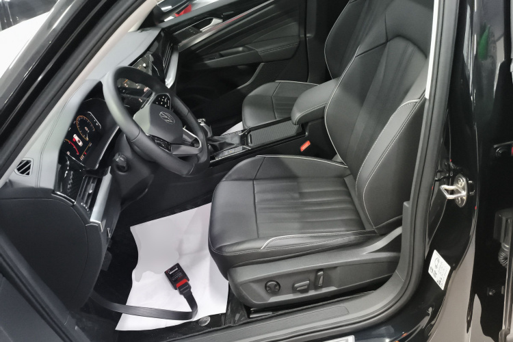 大众 帕萨特 2023款 330TSI 星空精英版中控内饰19