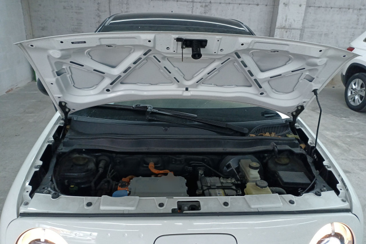 欧拉黑猫 2021款 351km 标准型机舱底盘24