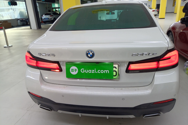 宝马5系新能源 2022款 535Le M运动套装车身外观6004