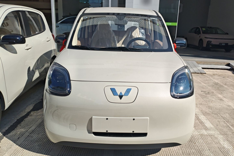 五菱汽车 宏光MINIEV 2025款 四门版 进阶款车身外观2