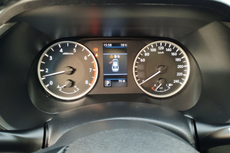 日产 轩逸 2021款 1.6L XL CVT悦享版局部细节14