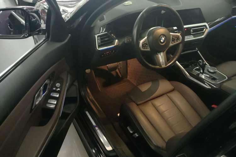 宝马3系 2021款 325Li xDrive M运动套装中控内饰20