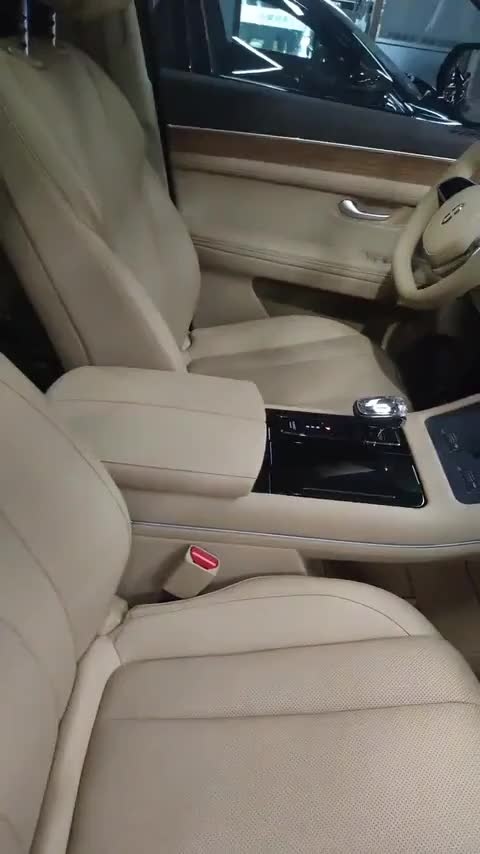 鸿蒙智行 问界M7 2024款 1.5T 后驱Plus版 6座讲解1