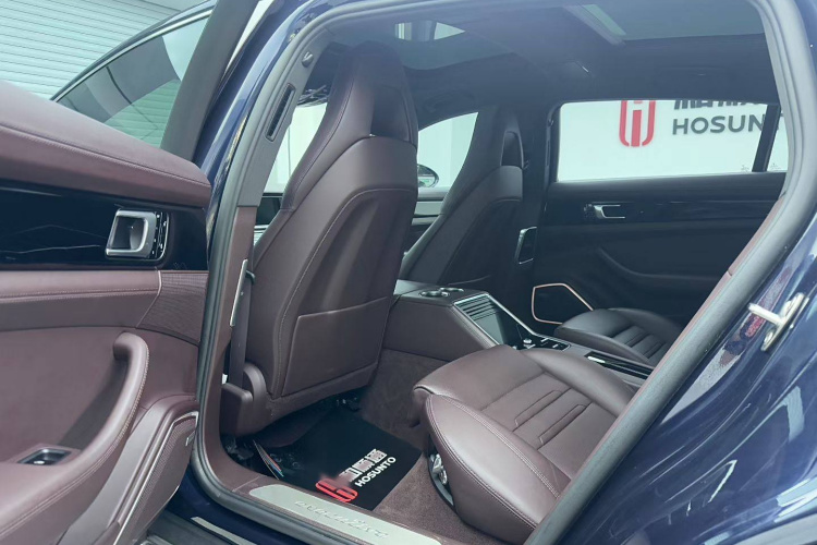 保时捷 2017款 Panamera 4 行政加长版 3.0T中控内饰7003