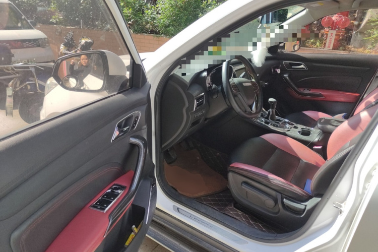 猎豹汽车 猎豹CS9 2017款 1.5L 手动风尚型中控内饰20