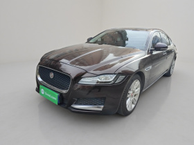 捷豹XFL 2018款 XFL 2.0T 250PS 豪华版