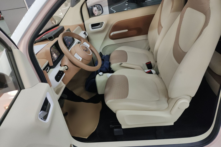 五菱汽车 宏光MINIEV 2024款 第三代 215km 进阶版中控内饰19