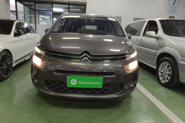 雪铁龙 C4 PICASSO 2015款 Grand 1.6T 时尚型 7座车身外观2