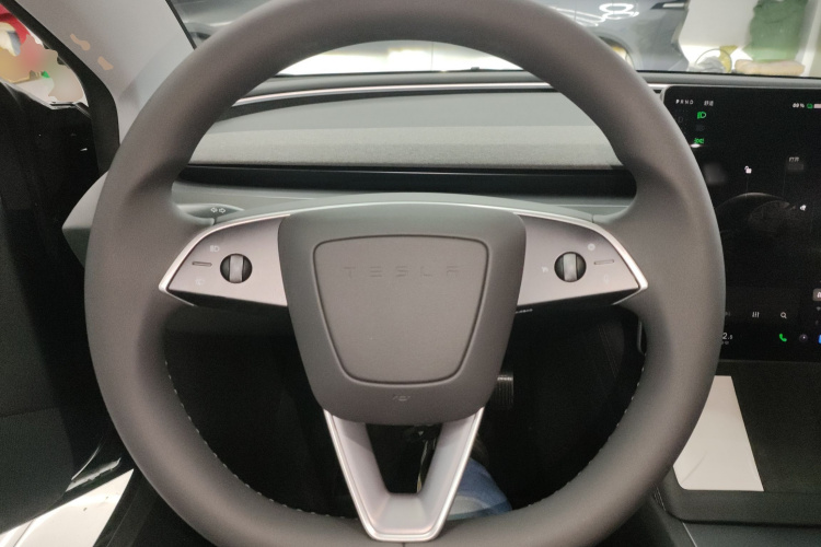 特斯拉 Model 3 2025款 改款 长续航全轮驱动版局部细节13