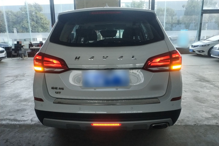 哈弗H6 2018款 蓝标 运动版 1.5T 手动两驱精英型车身外观6003