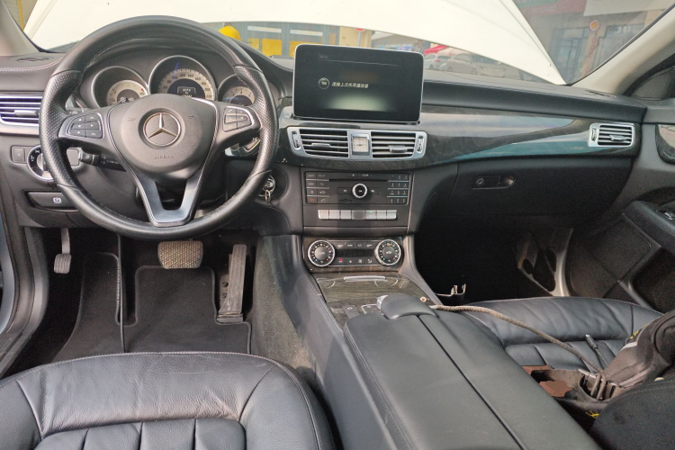 奔驰CLS 2015款 CLS 260中控内饰7002