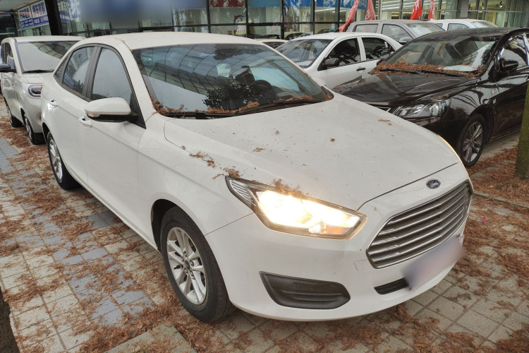 福特 福睿斯 2019款 改款 1.5L 手动质享型（胎压监测） 国VI车身外观6002