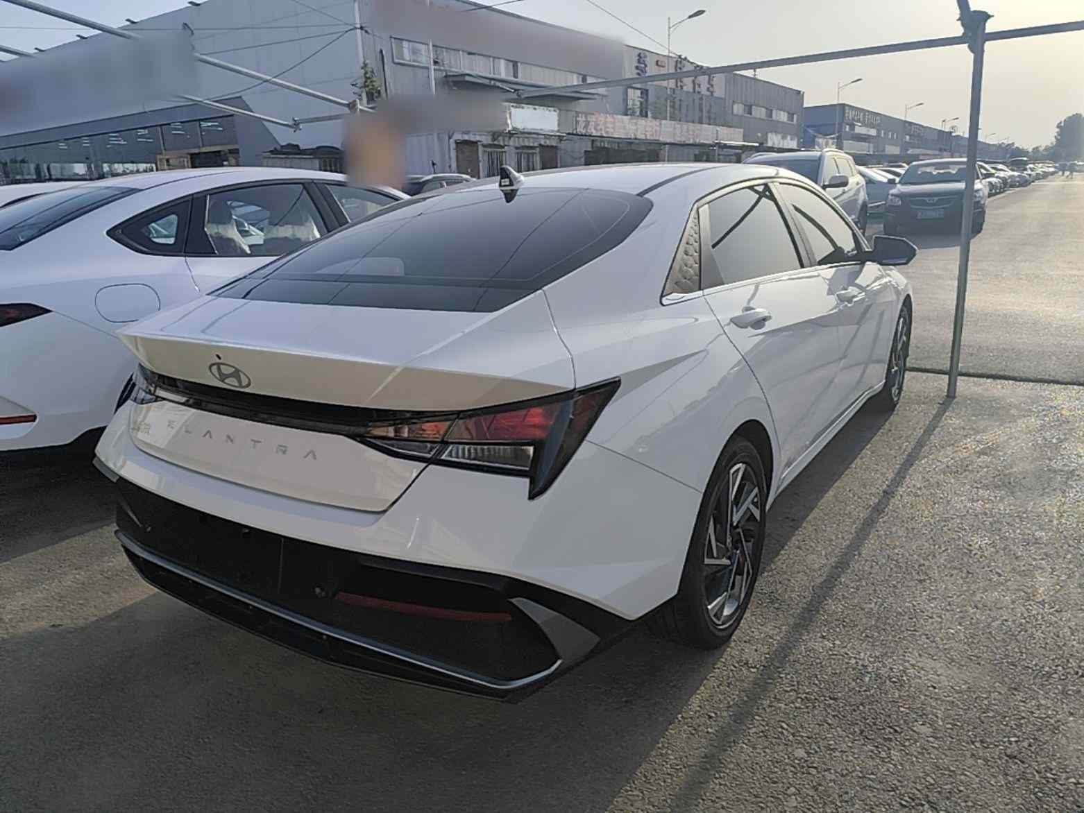 现代 伊兰特 2023款 1.5L CVT GLX精英版(5)