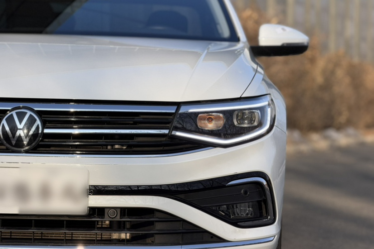 大众 宝来 2023款 300TSI DSG尊行版车身外观6009