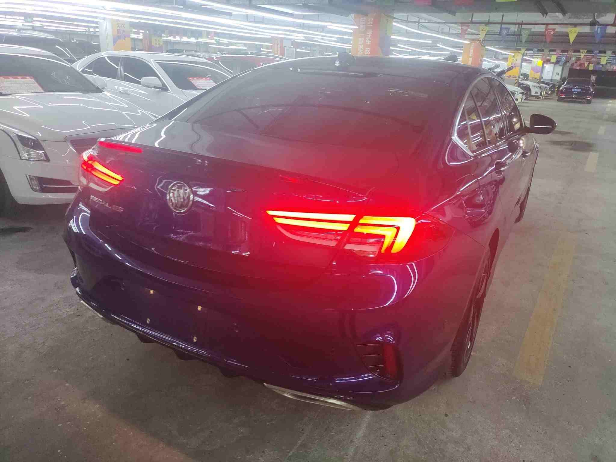 车辆右后45度视角