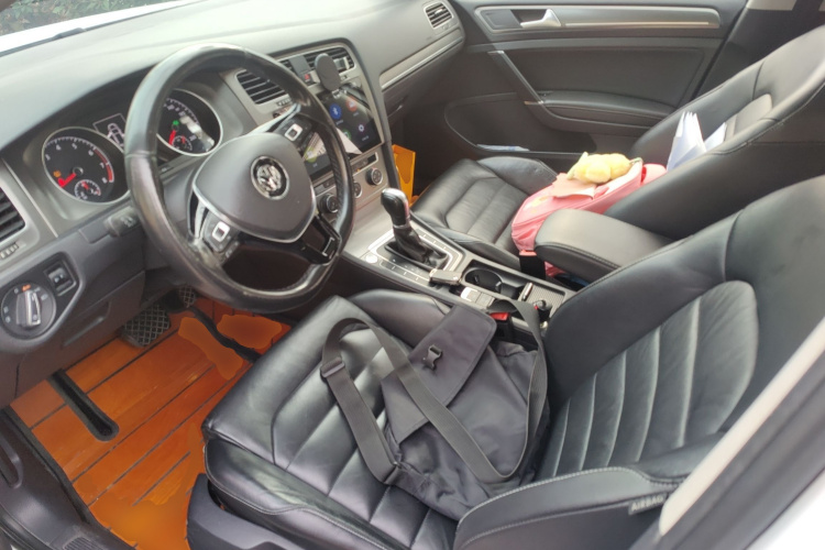 大众 高尔夫 2016款 230TSI 自动豪华型中控内饰19