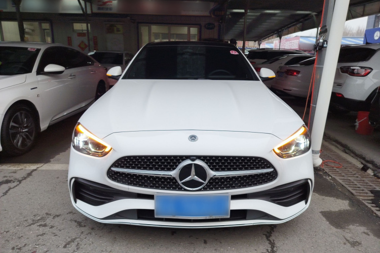 奔驰C级 2023款 改款 C 200 L 运动版车身外观2