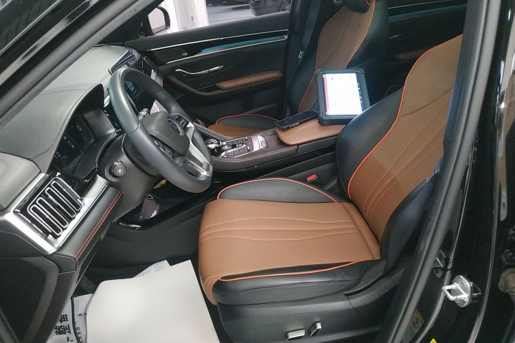 比亚迪 宋PLUS 2020款 1.5T 自动旗舰型中控内饰19