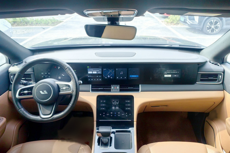 理想汽车 理想ONE 2021款 增程6座版中控内饰7002