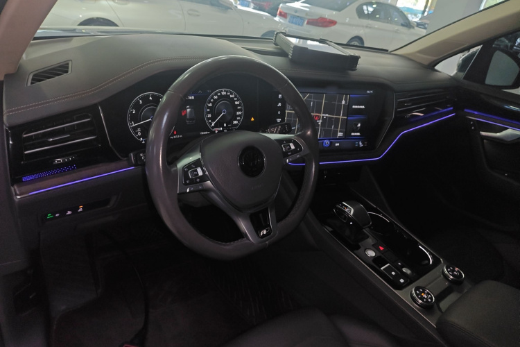 大众 途锐 2020款 2.0TSI 锐尚版 国VI中控内饰12