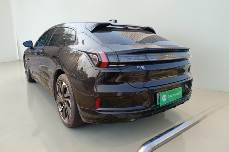 极氪001 2022款 超长续航单电机 WE版车身外观5