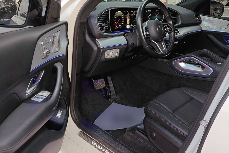 奔驰GLE轿跑 2020款 GLE 350 4MATIC 轿跑SUV 豪华型中控内饰7003