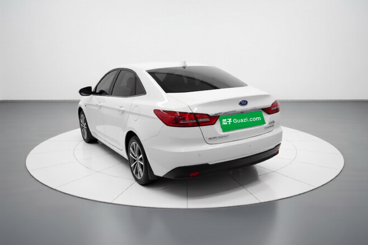 福特 福睿斯 2019款 1.5L 自动悦享型车身外观5