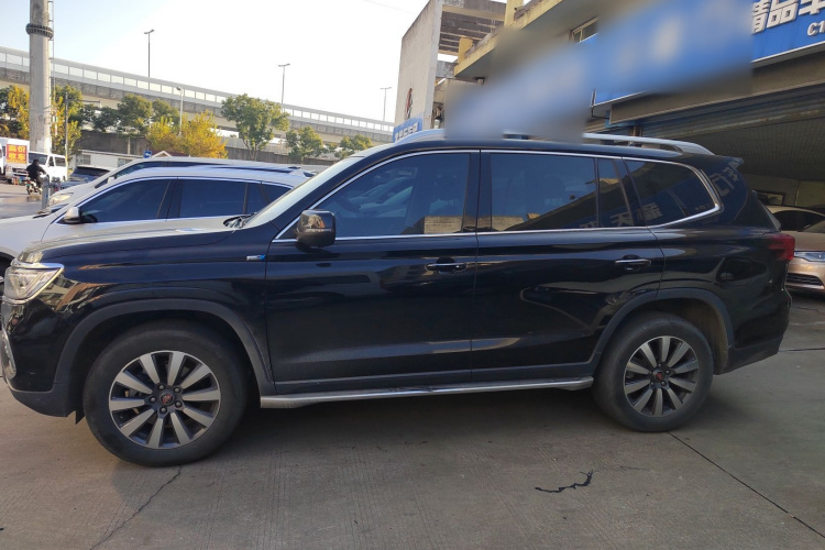 荣威RX8 2019款 30T 智联网两驱超群旗舰版车身外观6003