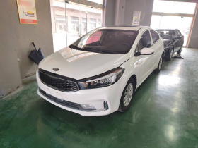 起亚K3 2016款 1.6L 自动天窗版