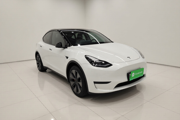 特斯拉 Model Y 2024款 后轮驱动版车身外观3