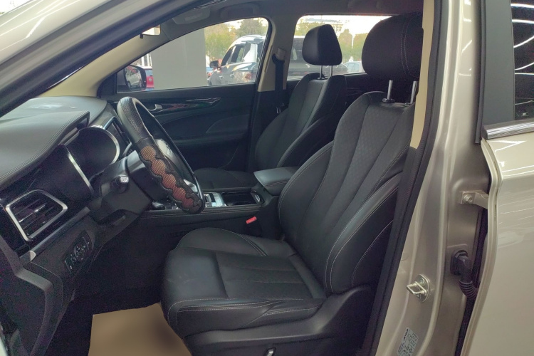 捷途X90 2019款 1.5T 手动智享型 5座 国V中控内饰19