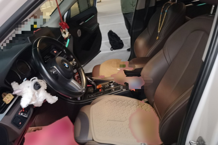 宝马X1 2021款 sDrive25Li 领先型局部细节19