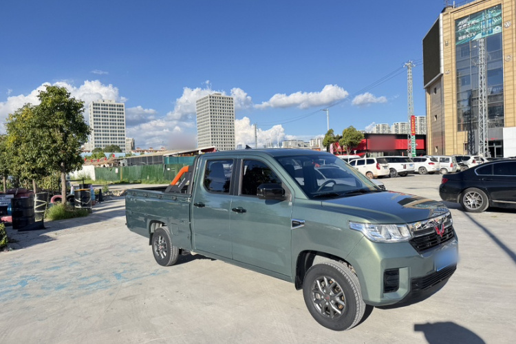 五菱汽车 五菱征途 2021款 1.5L进取型LAR车身外观6002