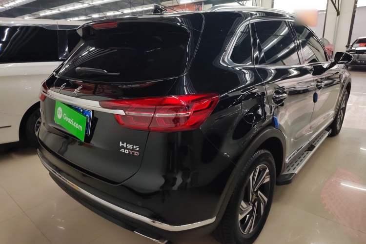 红旗HS5 2022款 改款 2.0T 智联旗享版车身外观7