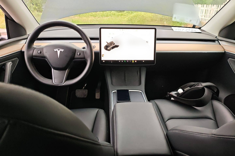 特斯拉 Model Y 2021款 标准续航后驱版中控内饰12