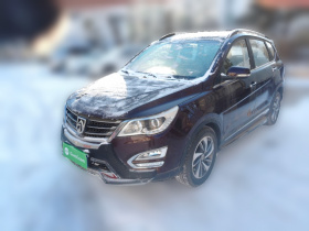 宝骏560 2015款 1.8L 手动豪华型