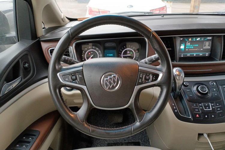 别克GL8 2017款 25S 舒适型 国V局部细节13