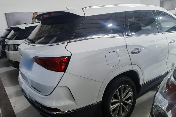 捷途X95 2023款 改款 1.6T DCT至尊版 7座车身外观6004