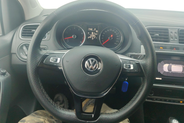 大众 2018款 1.5L Cross Polo 自动中控内饰13