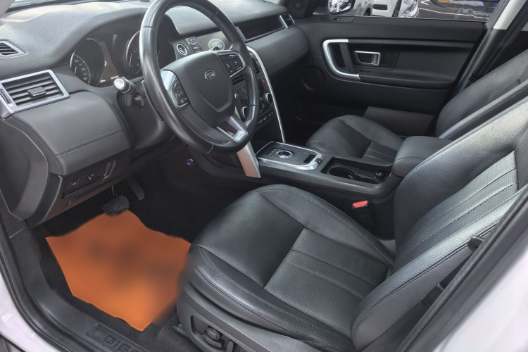 路虎 发现神行 2017款 2.0T SE中控内饰7002